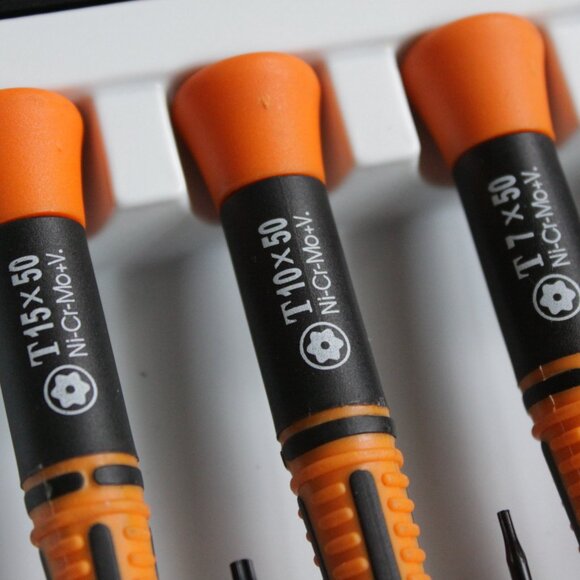 7 in 1 Security Torx Screwdrivers with T5 T6 T7 T8 T9 T10 T15 Torx Bit,C… - Picture 7 of 10